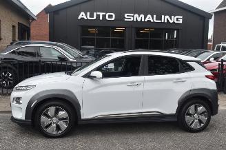 uszkodzony samochody osobowe Hyundai Kona 64Kwh Premium  204Pk 97%SOH *Navi/Clima/Camera/Leder/Stoelverwarming 2019/3