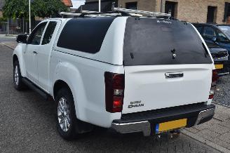 Isuzu D-Max 1.9D Extended 4WD Cab LS 163Pk *Clima/Camera picture 4
