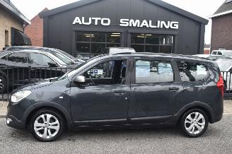 Coche accidentado Dacia Lodgy 1.3 Tce Stepway 7 Personen 131Pk *Navi/Airco/Camera 2021/10