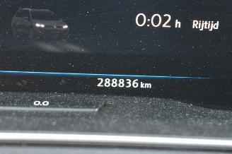 Volkswagen Golf 1.6 Tdi Highline 116Pk *Navi/Clima/Camera/stoelverwarming picture 14