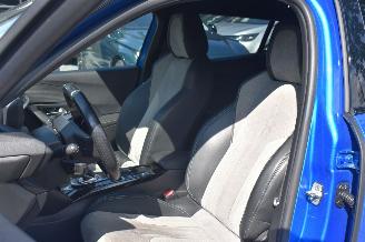 Peugeot e-2008 50Kwh EV GT Pack 136Pk 3Fase *Navi/Clima/Camera/Stoelverwarming picture 5
