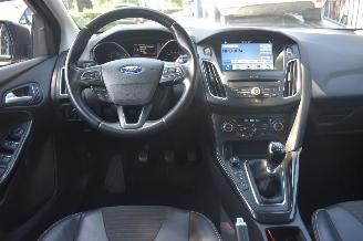Ford Focus 1.5 Tdci Titanium 120Pk *Navi/Clima/Camera/Stoelverwarming picture 7