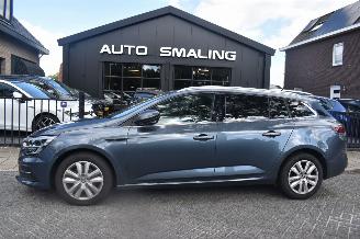 Auto incidentate Renault Mégane 1.3 Tce 140Pk Equilibre *Navi/Clima 2023/8
