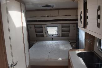 Hobby  540 UFF Excellent Queens bed picture 9