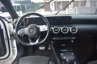 Mercedes A-klasse 180 Premium Plus 136Pk *Navi/Clima/Stoelverwarming/Panorama picture 7