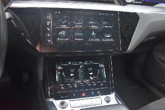 Audi E-tron 95Kwh 55 Quattro S Edition 408Pk 90%Soh *Navi/Clima/Camera/Stoelverwarming picture 15