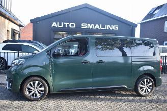 Damaged car Toyota ProAce Verso 1.5 D-4D Dynamic Medium 8 personen 120Pk *Navi/Clima/Leder/Panorama/Camera 2020/1