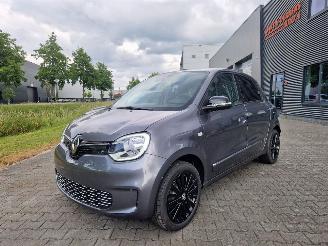  Renault Twingo Z.E. R80 Urban Night Camera / Navigatie / Airco ECC / Park.sensoren / 16\" LMV 2022/12