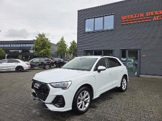 Vaurioauto  passenger cars Audi Q3 1.5 TSi 110KW AUTOMAAT / S-LINE 2022/3