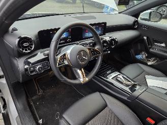 Mercedes A-klasse 250e PHE-V picture 17