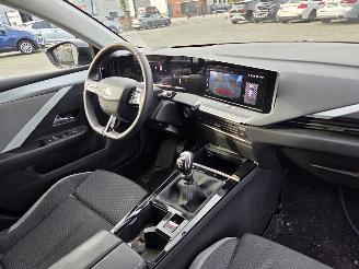 Opel Astra 1.2 81KW / CAMERA/ STUUR &STOELVERW picture 15