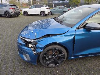 Audi A3 2.0 TDi 110KW / S-LINE / B&O / CAMERA / HEAD UPP picture 5