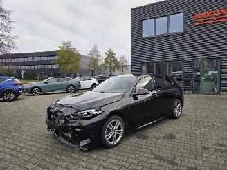 BMW 1-serie 116i M-SPORT AUTOMAAT  / PANO / 33 DKM picture 8