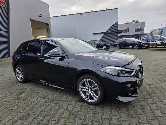 BMW 1-serie 116i M-SPORT AUTOMAAT  / PANO / 33 DKM picture 14