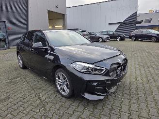 Unfallwagen BMW 1-serie 116i M-SPORT AUTOMAAT  / PANO / 33 DKM 2023/6