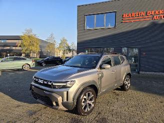skadebil auto Dacia Duster 1.6 HYBRIDE / AUTOMAAT 2024/12