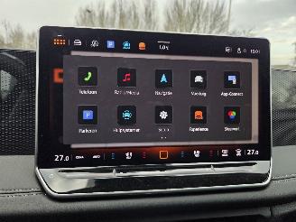 Volkswagen Tiguan IQ / AUTOMAAT / LEER / PANODAK / 18 DKM picture 23