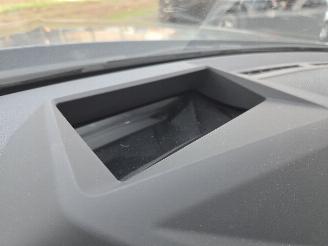 BMW 1-serie M-SPORT /AUTOM / PANO / HEAD UPP picture 17