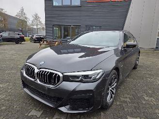BMW 5-serie 530e PLUG-IN  215KW  / M-SPORT  /  32.DKM picture 14