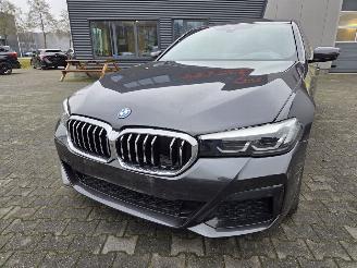 BMW 5-serie 530e PLUG-IN  215KW  / M-SPORT  /  32.DKM picture 13
