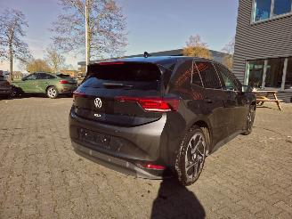 Volkswagen ID.3 Pro Performance  150KW / 62 Kwh /  27 Dkm / Rijdende auto picture 5