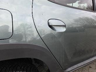 Dacia Duster EXTREME  ALL-RAD 110KW / 24 DKM picture 17