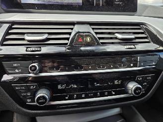 BMW 5-serie HYBRIDE-DIESEL 120KW / 40DKM picture 22