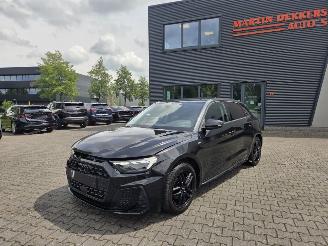 Audi A1 81kw S-LINE picture 1