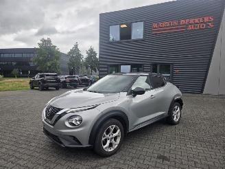 Vaurioauto  passenger cars Nissan Juke AUTOMAAT / TWO TONE 2021/3