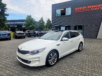 Unfallwagen Kia Optima AUTOM / PANO / LEER 2017/3