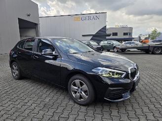 BMW 1-serie 118i  / AUTOMAAT picture 15