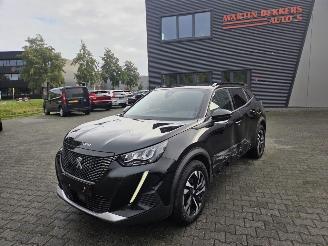 uszkodzony samochody osobowe Peugeot 2008 96kw / NAVI / CAMERA / 51 DKM 2022/10