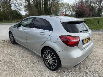 Mercedes A-klasse 180 prestige automaat/navi/camera picture 6
