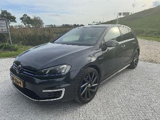 Damaged car Volkswagen Golf 1.4 TSi GTE 2015/12