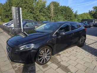 occasion passenger cars Volvo V-40 1.6 T4 Summum 2012/10