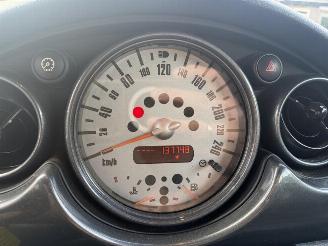 Mini Cabrio 1.6 Cooper Chili picture 8