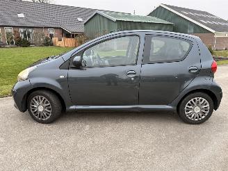 Toyota Aygo | AIRCO | APK TOT SEPT-2026 | RIJDENDE AUTO !! picture 4