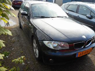 uszkodzony samochody osobowe BMW 1-serie 118d 2005/4