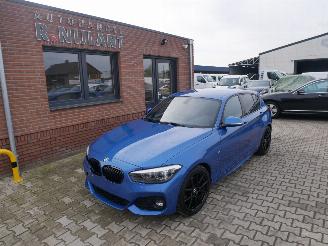 krockskadad bil bromfiets BMW 1-serie 125 I EDITION M SPORT SHAD 2019/3