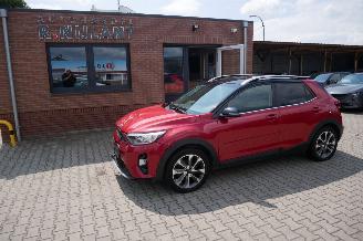 uszkodzony samochody osobowe Kia Stonic  2019/5