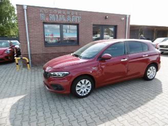 uszkodzony samochody osobowe Fiat Tipo  2018/2
