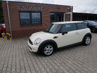 Unfallwagen Mini One  2012/2
