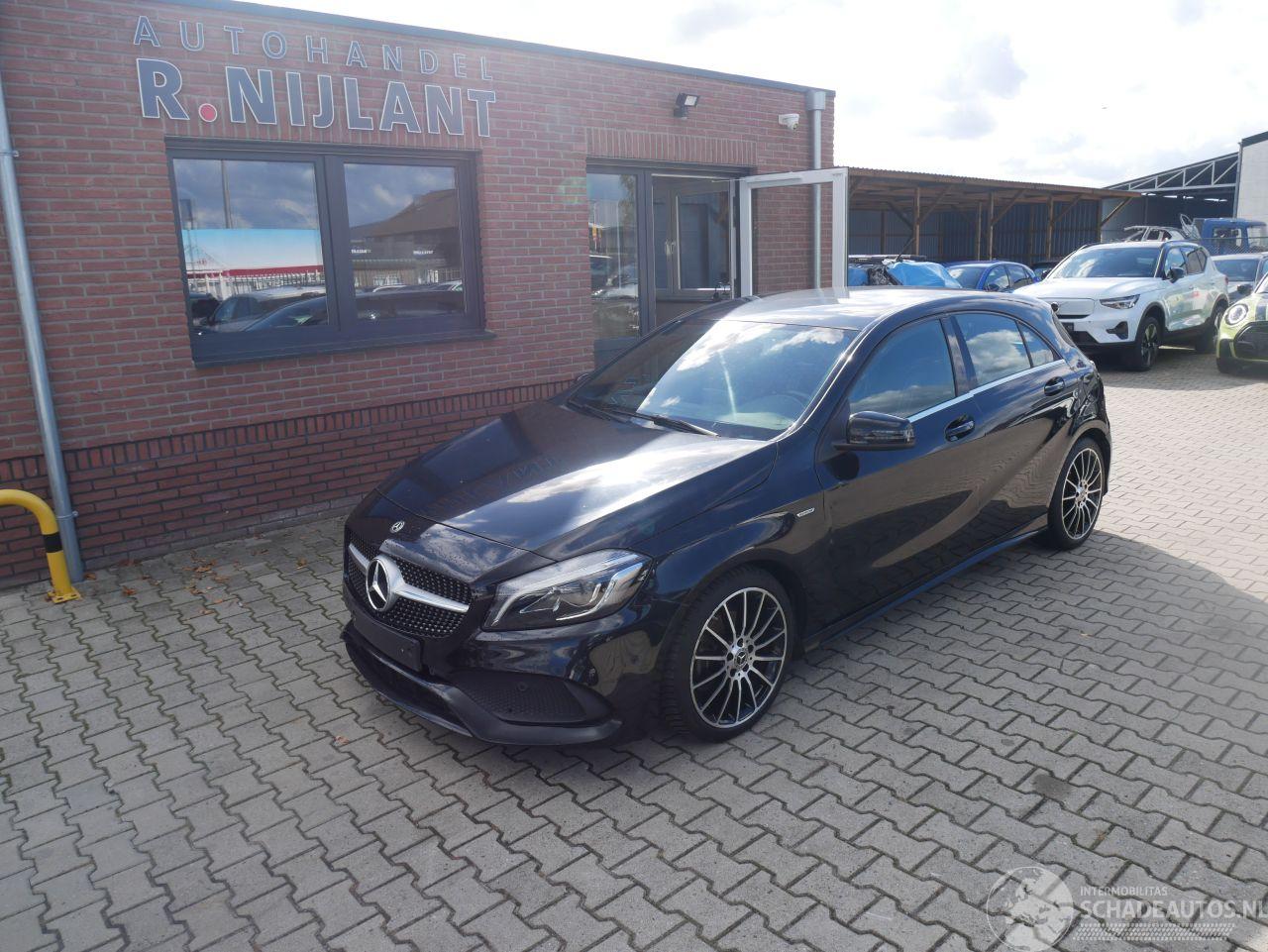 Mercedes A-klasse A180 AMG