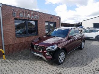 uszkodzony samochody osobowe Mercedes ML 250 CDI PANORAMADAK LEER BI-XENON 2014/10