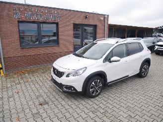skadebil auto Peugeot 2008 ALLURE AUTOMAAT 2019/5