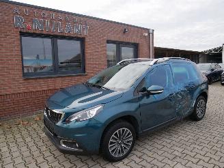 Voiture accidenté Peugeot 2008 ACTIVE 2018/3