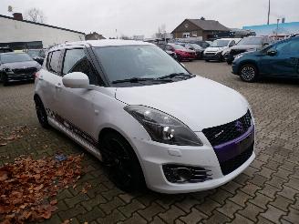 Suzuki Swift SPORT picture 2