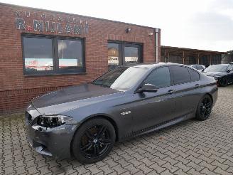 uszkodzony samochody osobowe BMW 5-serie 530 D M-SPORT LEER SCHUIFDAK XENON 2016/1