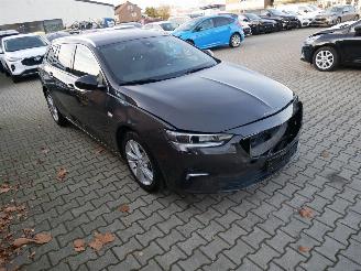 Opel Insignia ELEGANCE picture 2