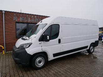 skadebil bedrijf Peugeot Boxer L3H2 2024/5